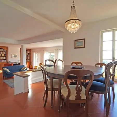 Villa Sunny Hill Surrounded By Mediterranean Trees