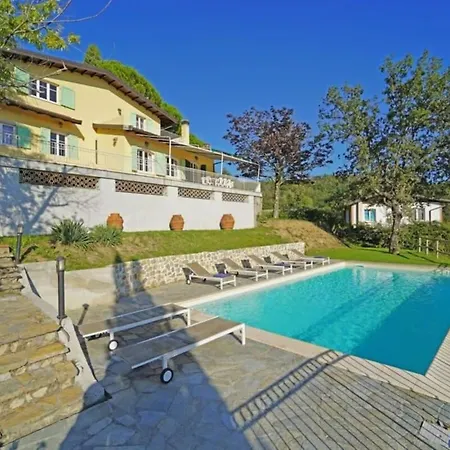 Villa Sunny Hill Surrounded By Mediterranean Trees Nicola